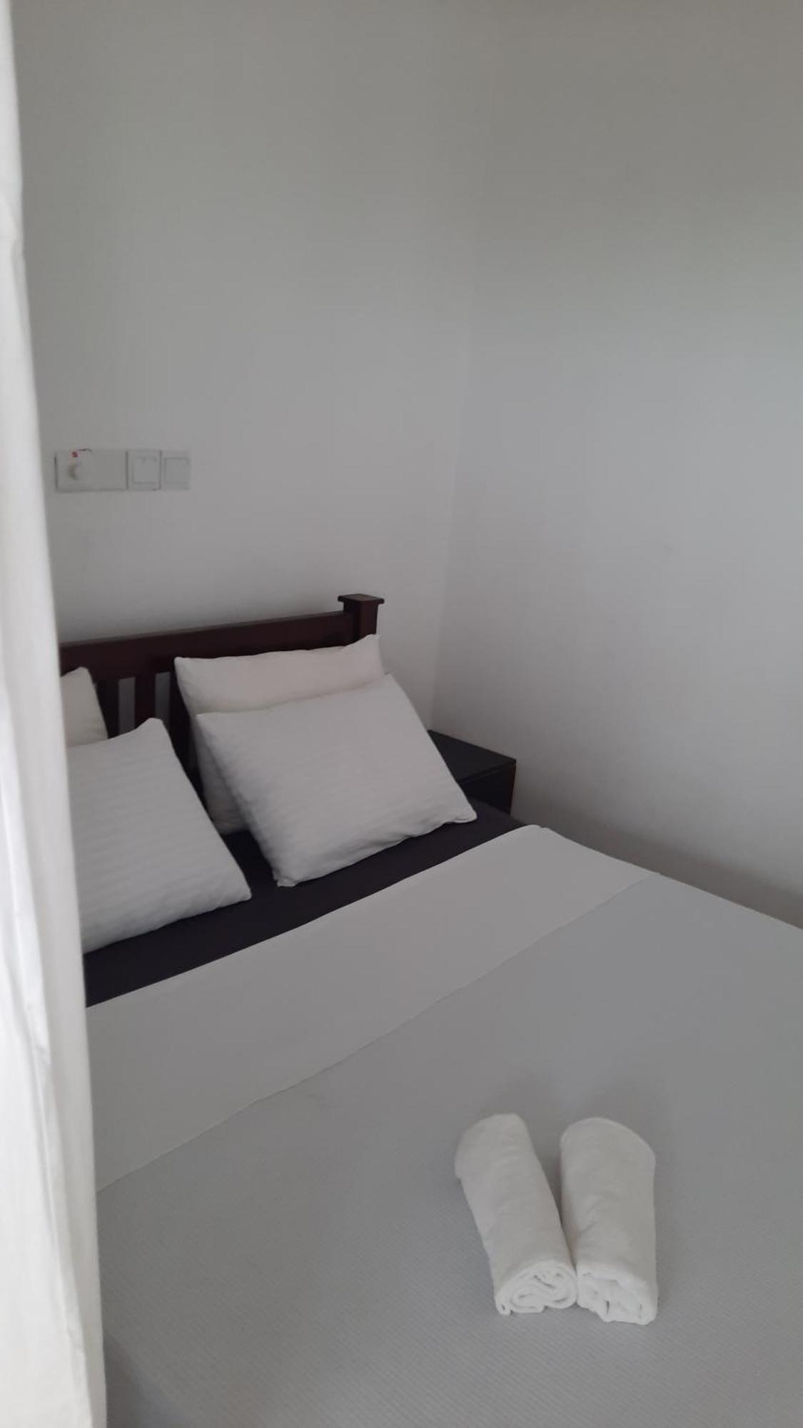 La-Vira Beach Villa 히카두와 객실 사진