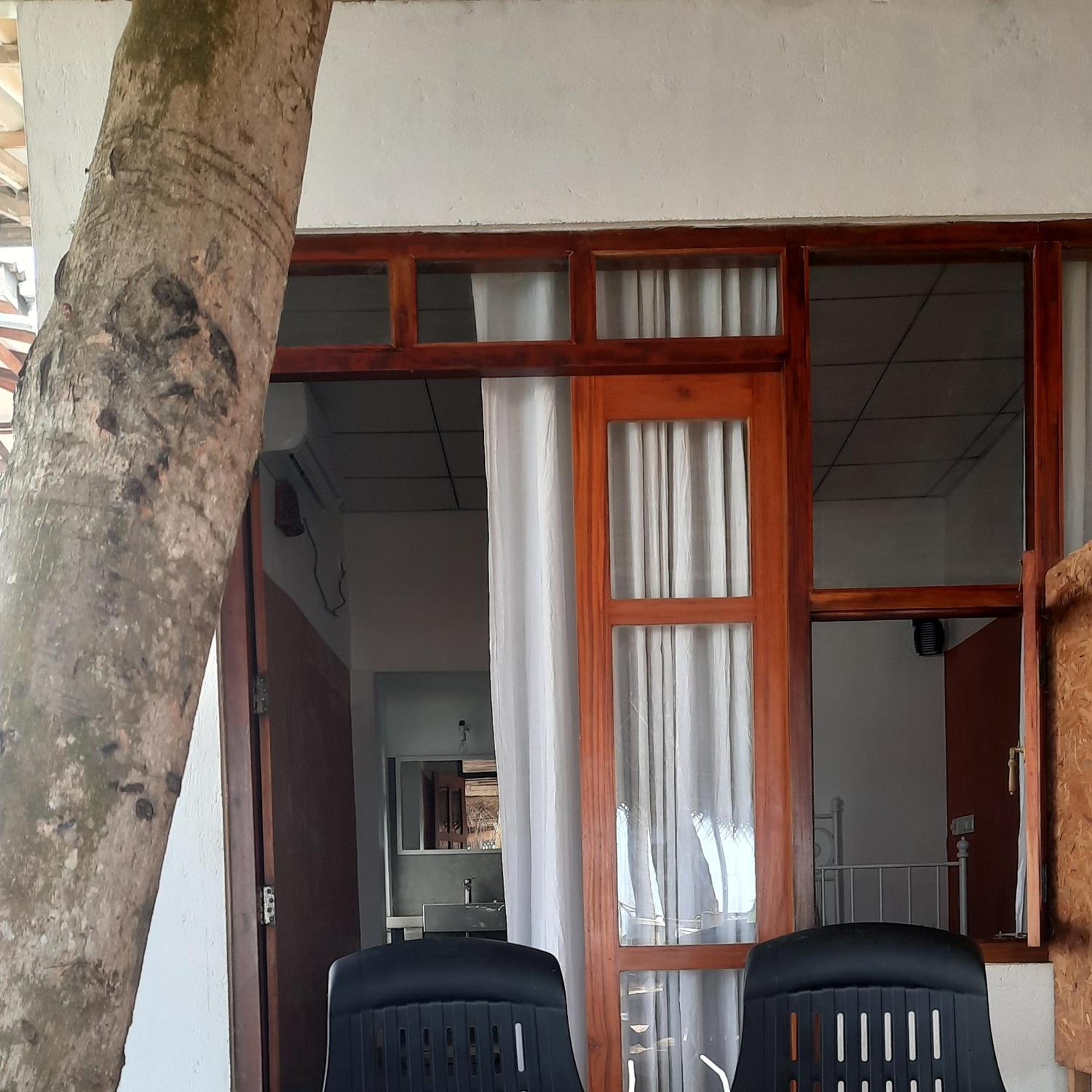 La-Vira Beach Villa 히카두와 객실 사진